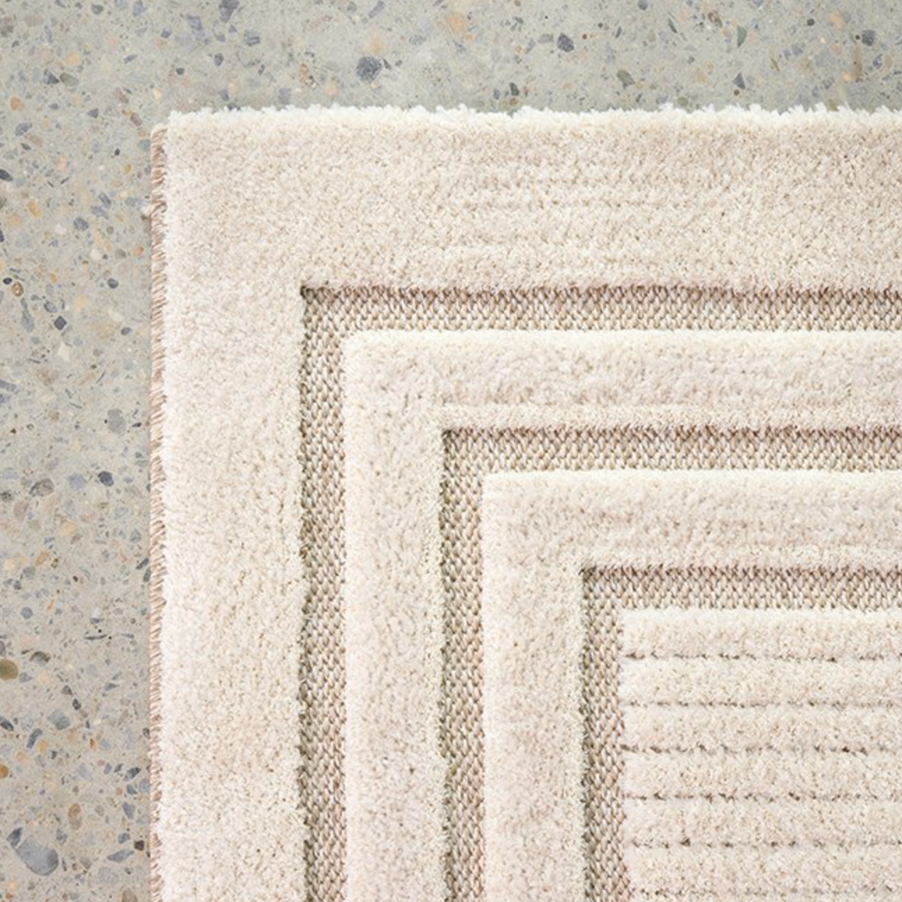 Marilyn Bordered Rug