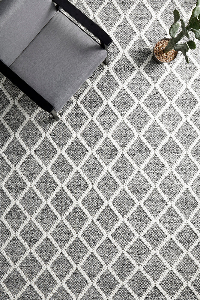 Bloom Grey Rug