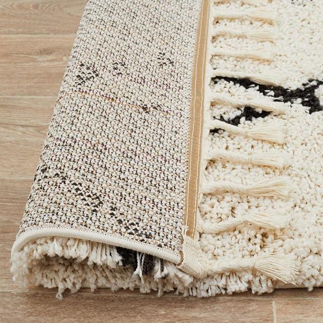 Misha White Rug-Alisa & Lysandra