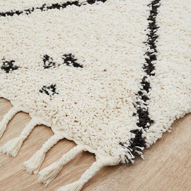 Misha White Rug-Alisa & Lysandra